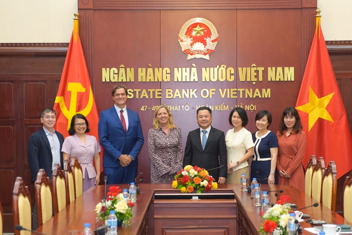 Deputy Governor Nguyen Ngoc Canh meets World Bank Division Director for Viet Nam, Cambodia, and Lao PDR