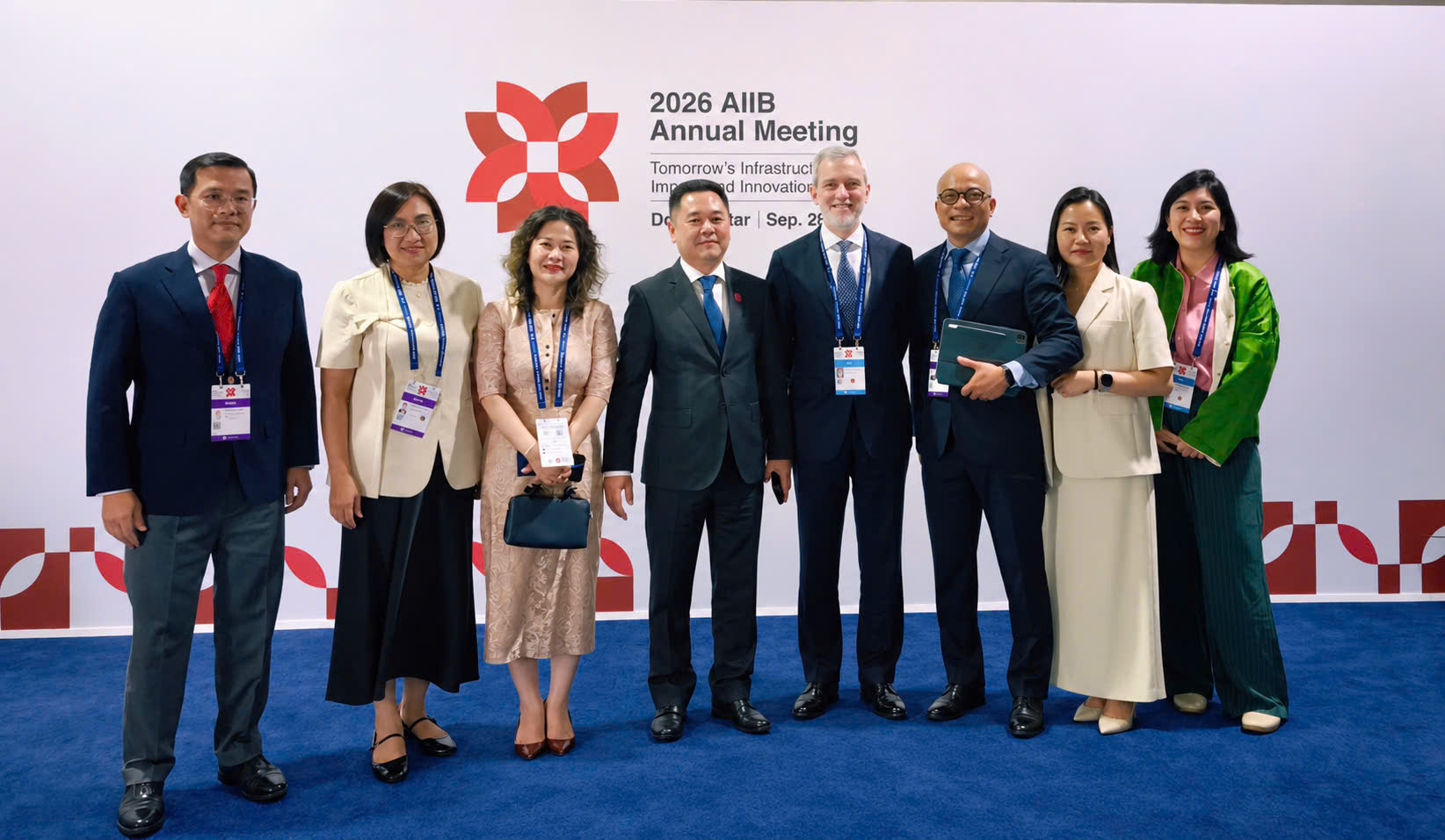 Những trao đổi song phương của Đoàn Việt Nam tại Hội nghị thường niên AIIB 2026