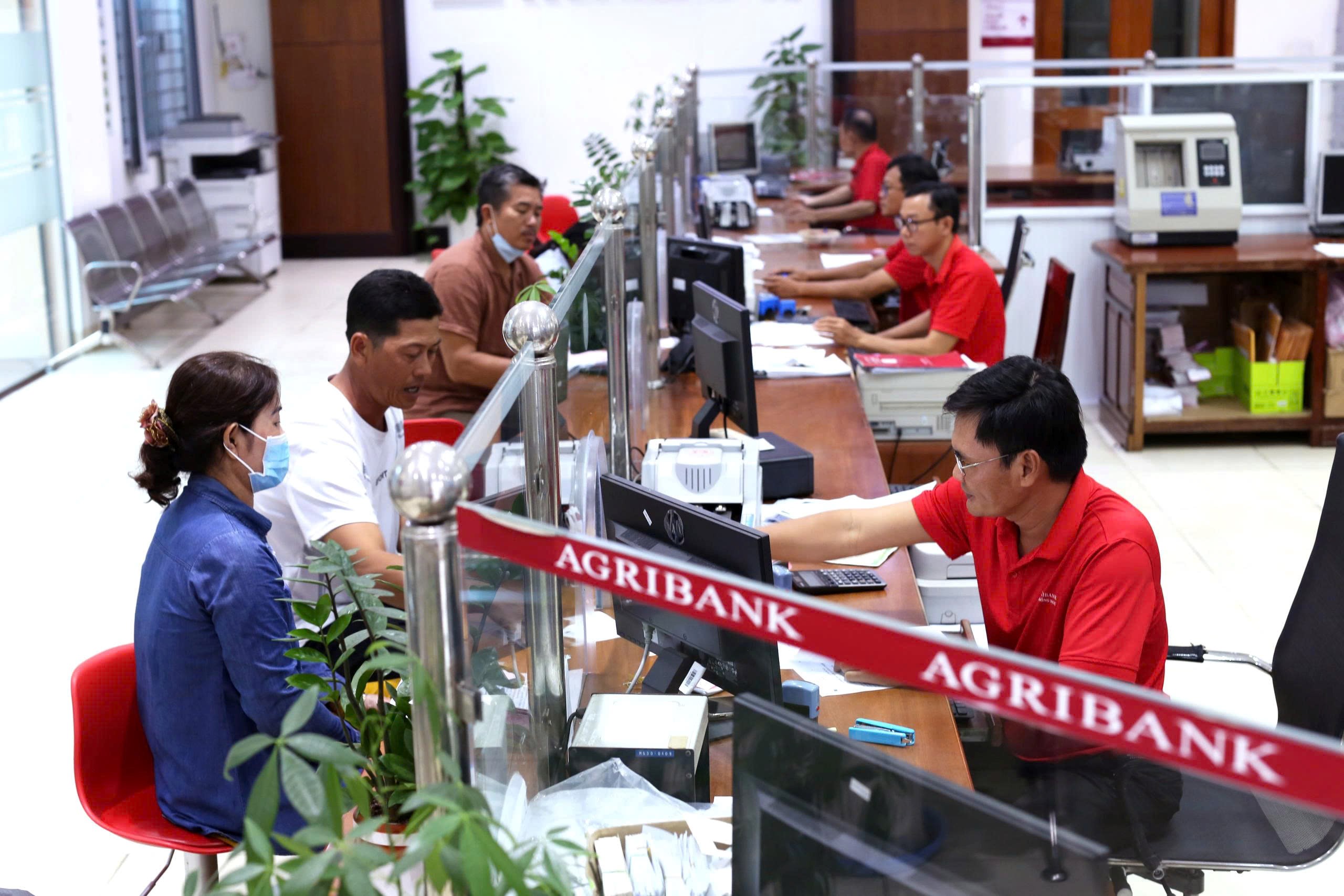 Đến tháng 8/2025, tín dụng trên địa bàn NHNN Khu vực 13 đạt hơn 500 nghìn tỷ đồng