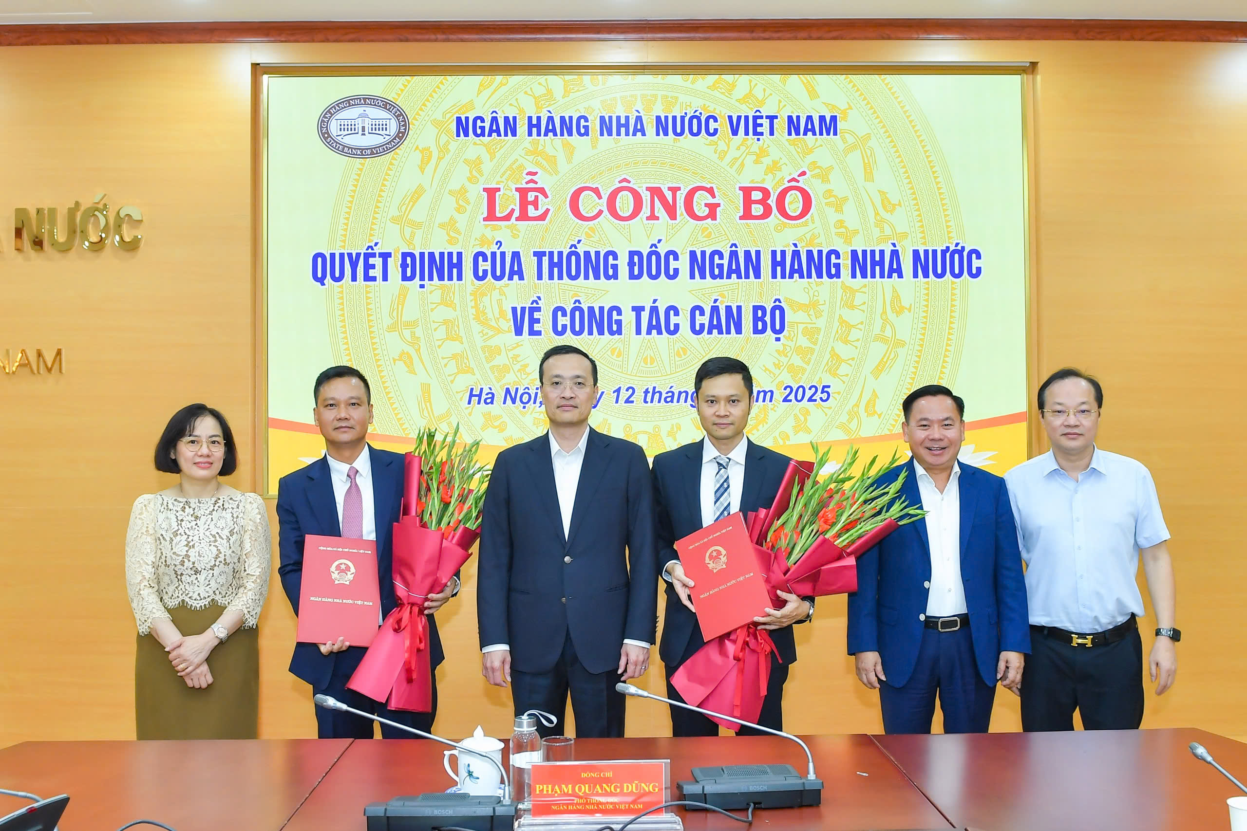 Công bố Quyết định bổ nhiệm 2 Phó Chánh Thanh tra Ngân hàng Nhà nước