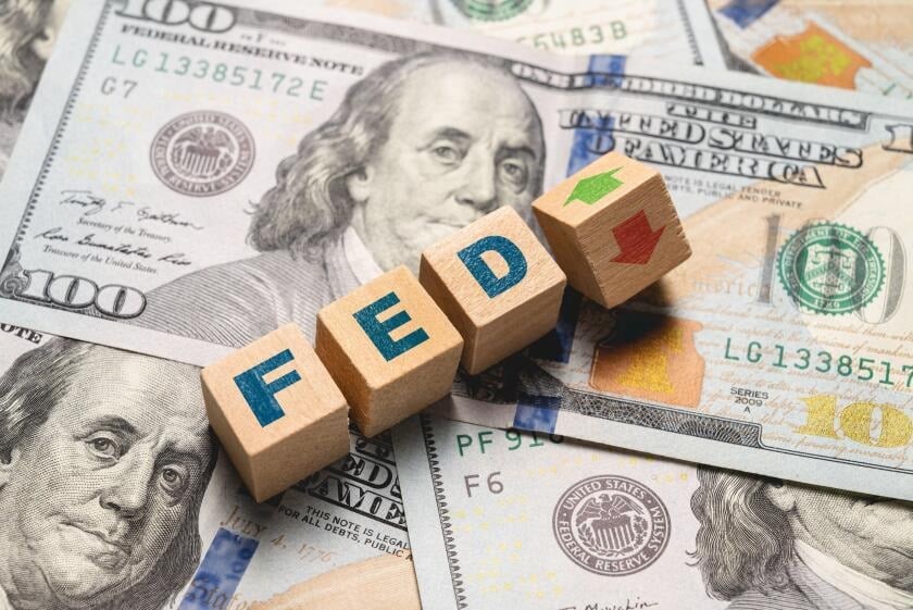 Những bất định về kinh tế đe dọa khả năng Fed cắt giảm lãi suất