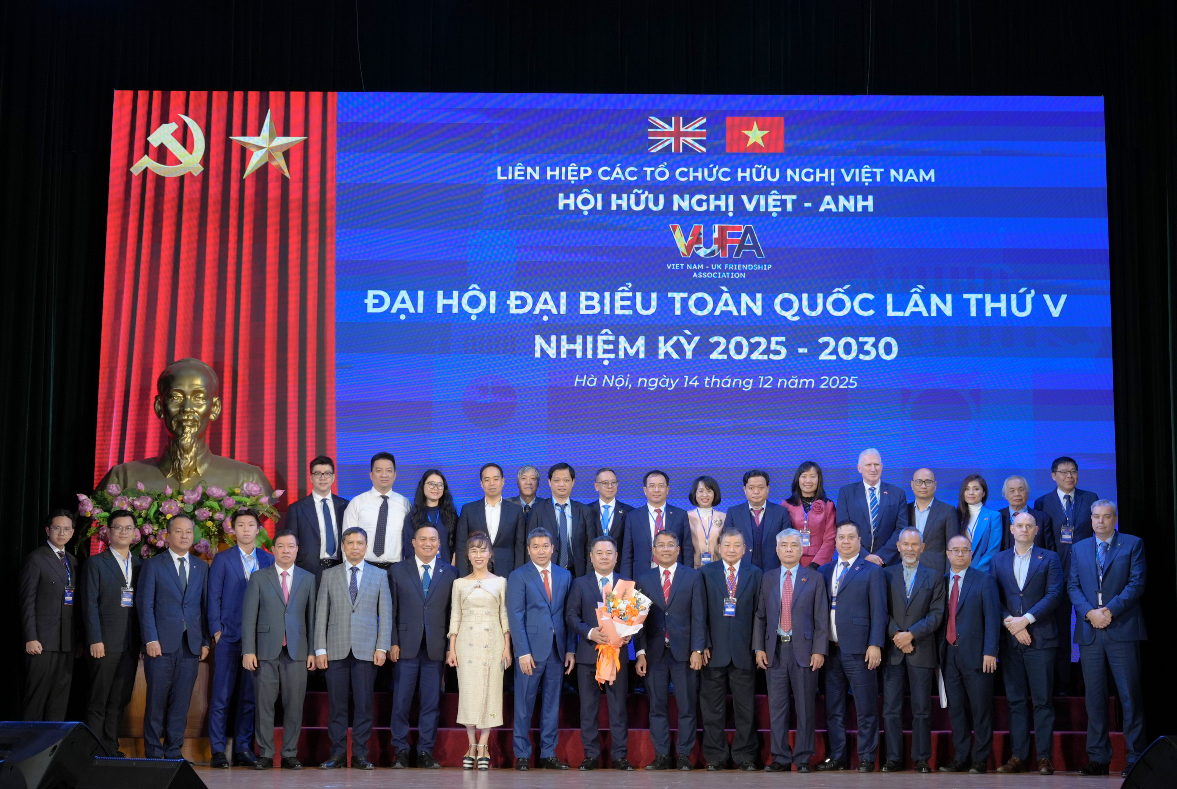 Phó Thống đốc Nguyễn Ngọc Cảnh được bầu làm Chủ tịch Hội Hữu nghị Việt - Anh khóa V