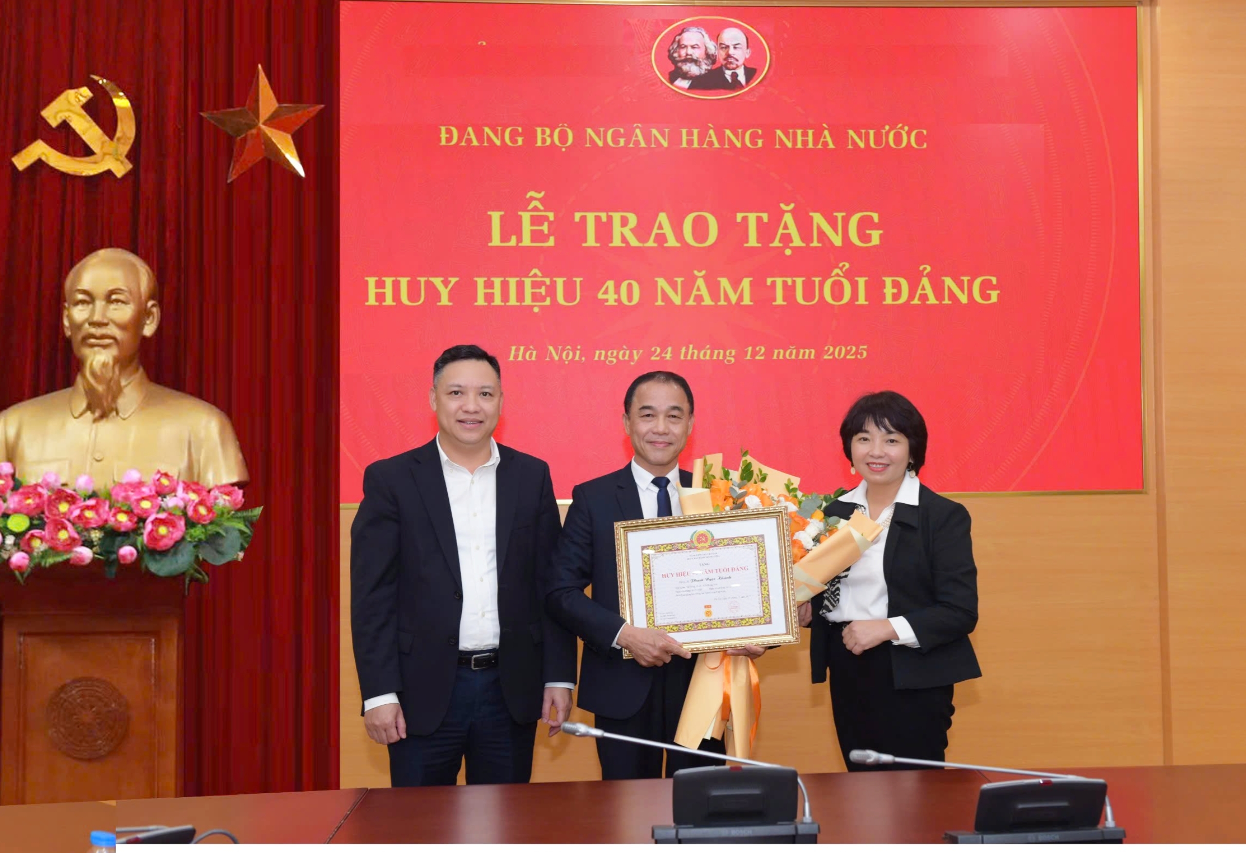 Hình nhỏ
