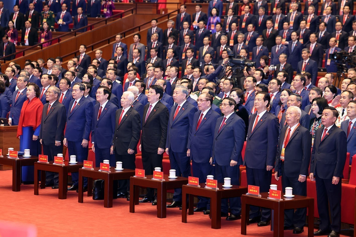 Hình nhỏ