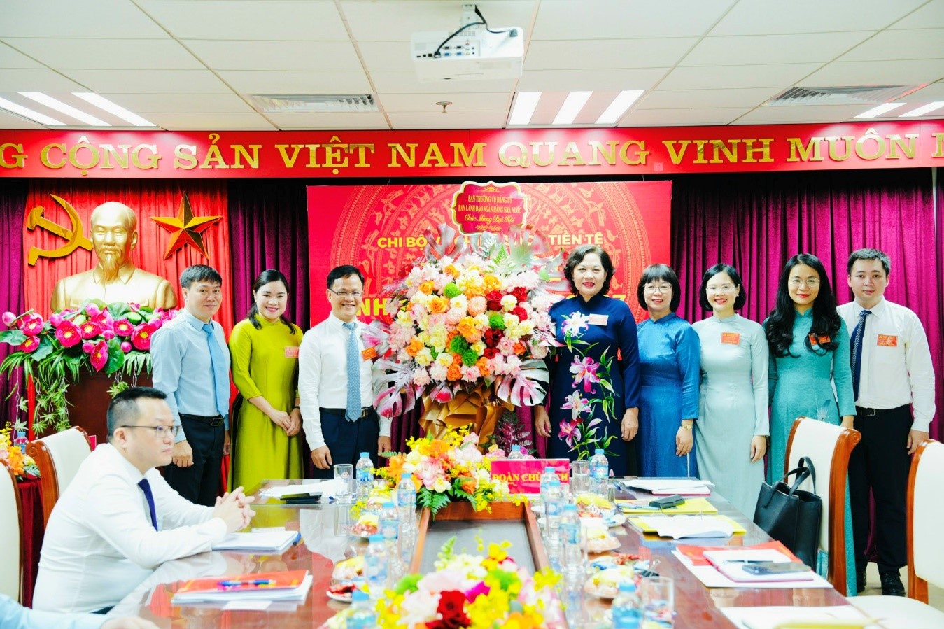 Tiên phong, đổi mới, linh hoạt và hiệu quả trong điều hành chính sách tiền tệ